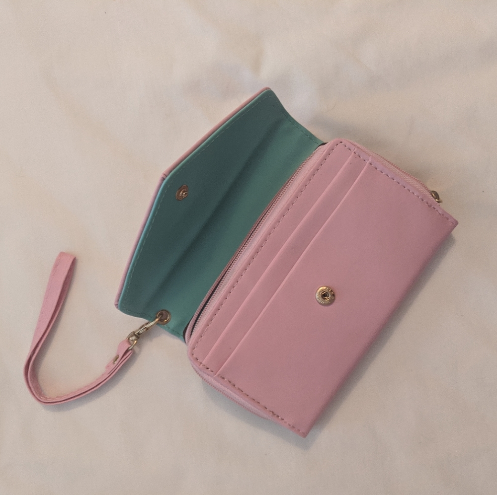 Pink Wristlet - Picture 4 of 4
